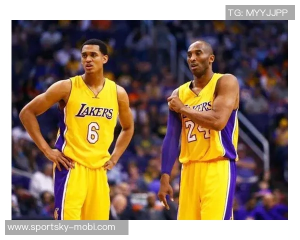 托马斯布莱恩特高效表现8投6中三分球全中贡献15分7篮板2盖帽